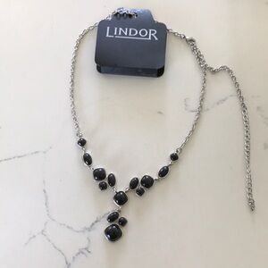 Lindor metal adjustable length necklace
